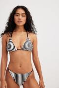 NA-KD Swimwear Randiga bikinitrosor i terry med tunna band - Stripe