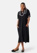 VILA Vimanda S/S midi dress Black/White 34