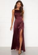 Bubbleroom Occasion Drapy-Back Slit Satin Gown Wine-red 46