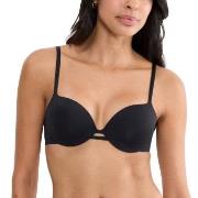 Triumph BH Body Make-Up Illusion WHP EX Svart B 90 Dam
