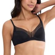 Triumph BH Breathe and Lift Smart N EX Svart Fit Smart 3 Dam