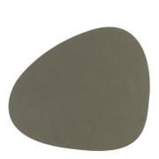 LIND dna - Nupo Curve Tablett 37x44 cm Militärgrön
