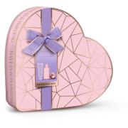 Baylis & Harding Jojoba, Vanilla & Almond Oil Luxury Heart Gift Box - ...