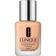 Clinique Superbalanced Makeup 62 Neutral - 30 ml