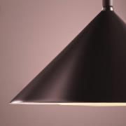 FRANDSEN LED-golvlampa Grasp, mörkröd, höjd 72 cm, metall