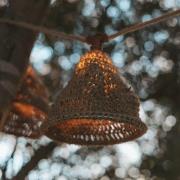 Newgarden LED-solcellsljusslinga Maro, träfärgad, jute IP44