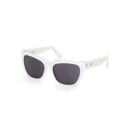 Gcds Stiliga solglasögon i färg 22A White, Dam