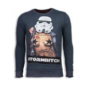 Local Fanatic Stormbitch Rhinestone Sweater - Tjocktröja Herr - 5911B ...