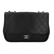 Chanel Vintage Förägad Svart Läder Chanel Messenger Väska Black, Unise...