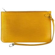 Louis Vuitton Vintage Begagnad koppling Yellow, Dam