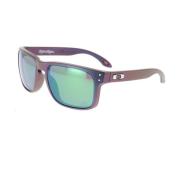 Oakley Stiliga solglasögon med klassisk och modern design Purple, Unis...