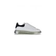 Alexander McQueen Oversize Sneakers i vitt kalvskinn White, Dam