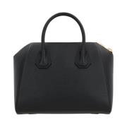 Givenchy Svart Läder Väska med Guld Detaljer Black, Dam