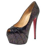 Christian Louboutin Pre-owned Pre-owned Tyg klackskor Black, Dam