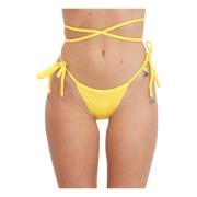 F**k Bikinis Yellow, Dam