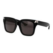 Alexander McQueen Stiliga solglasögon Am0440S Black, Dam