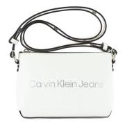 Calvin Klein Jeans Axelväska i konstläder med logotyp White, Dam