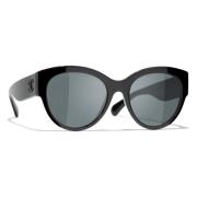 Chanel Ikoniska solglasögon med enhetliga linser Black, Dam