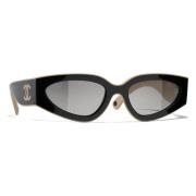 Chanel Ikoniska solglasögon - Bästa pris erbjudande Black, Unisex