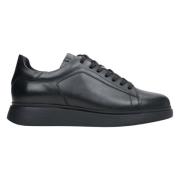 Estro Herr Svarta Låga Top Sneakers tillverkade av Äkta Läder Er001137...