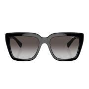 Vogue Snygga Svarta Solglasögon med Kristall Logo Black, Dam
