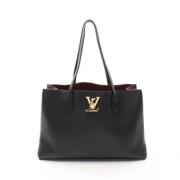 Louis Vuitton Vintage Pre-owned Laeder axelremsvskor Black, Dam