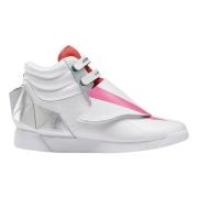 Reebok Pink Ranger Limited Edition Sneakers White, Dam