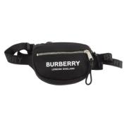 Burberry Vintage Pre-owned Nylon crossbodyvskor Black, Dam