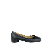 MM6 Maison Margiela Svarta Läderballettflats med Båge Black, Dam