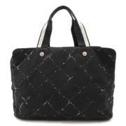 Chanel Vintage Pre-owned Nylon chanel-vskor Black, Dam