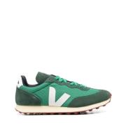 Veja Mocka Sneakers med Logo Patch Green, Herr