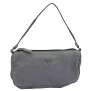 Prada Vintage Pre-owned Nylon necessrer Gray, Dam