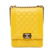 Chanel Vintage Pre-owned Laeder crossbodyvskor Yellow, Dam