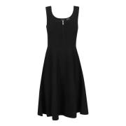 Pinko Svart Klänning Aw24 Elegant Stil Black, Dam