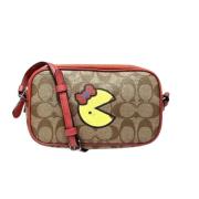 Coach Pre-owned Pre-owned Plast axelremsvskor Beige, Dam