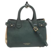 Burberry Vintage Pre-owned Tyg totevskor Green, Dam