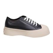 Marni Svarta Sneakers med Unik Logo Design Black, Dam