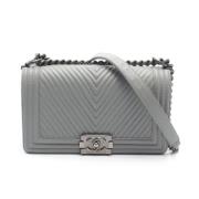 Chanel Vintage Pre-owned Laeder axelremsvskor Gray, Dam