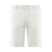 BomBoogie Stretch Gabardine Slim Fit Chino Bermuda Shorts White, Herr