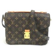 Louis Vuitton Vintage Pre-owned Tyg louis-vuitton-vskor Brown, Dam