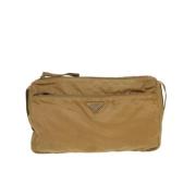 Prada Vintage Pre-owned Nylon prada-vskor Beige, Dam