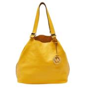 Michael Kors Pre-owned Pre-owned Laeder axelremsvskor Yellow, Dam