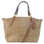 Coach Pre-owned Pre-owned Canvas axelremsvskor Brown, Dam