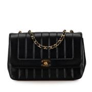 Chanel Vintage Pre-owned Laeder crossbodyvskor Black, Dam