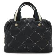 Chanel Vintage Pre-owned Nylon chanel-vskor Black, Dam