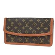 Louis Vuitton Vintage Pre-owned Canvas kuvertvskor Brown, Dam