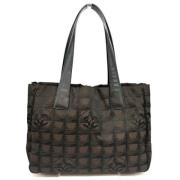 Chanel Vintage Pre-owned Nylon chanel-vskor Brown, Dam