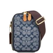 Coach Pre-owned Pre-owned Canvas axelremsvskor Blue, Dam