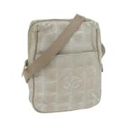 Chanel Vintage Pre-owned Nylon chanel-vskor Beige, Dam