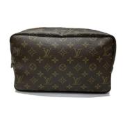 Louis Vuitton Vintage Pre-owned Canvas kuvertvskor Brown, Dam